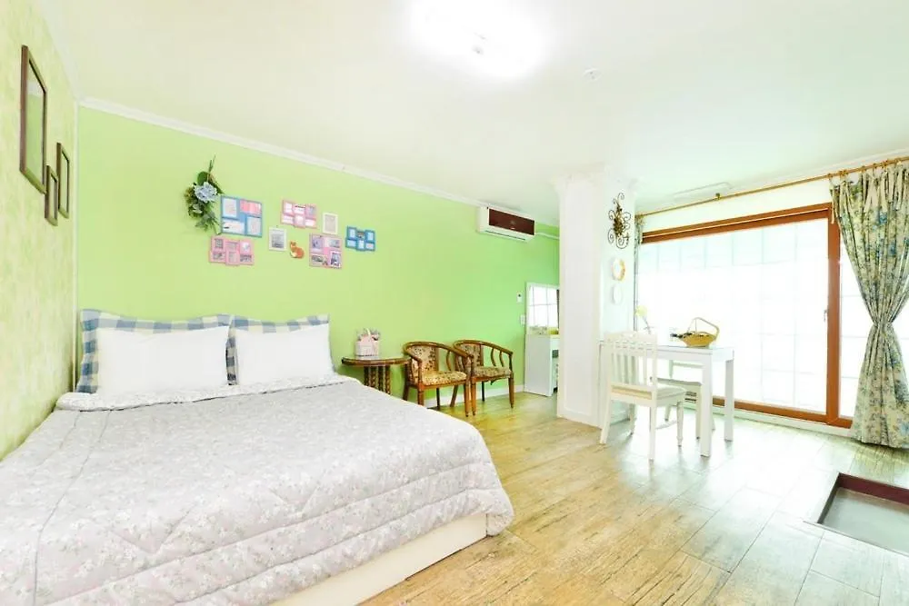 *** Wisma tamu Eden'S Gardens Pension Incheon Korsel