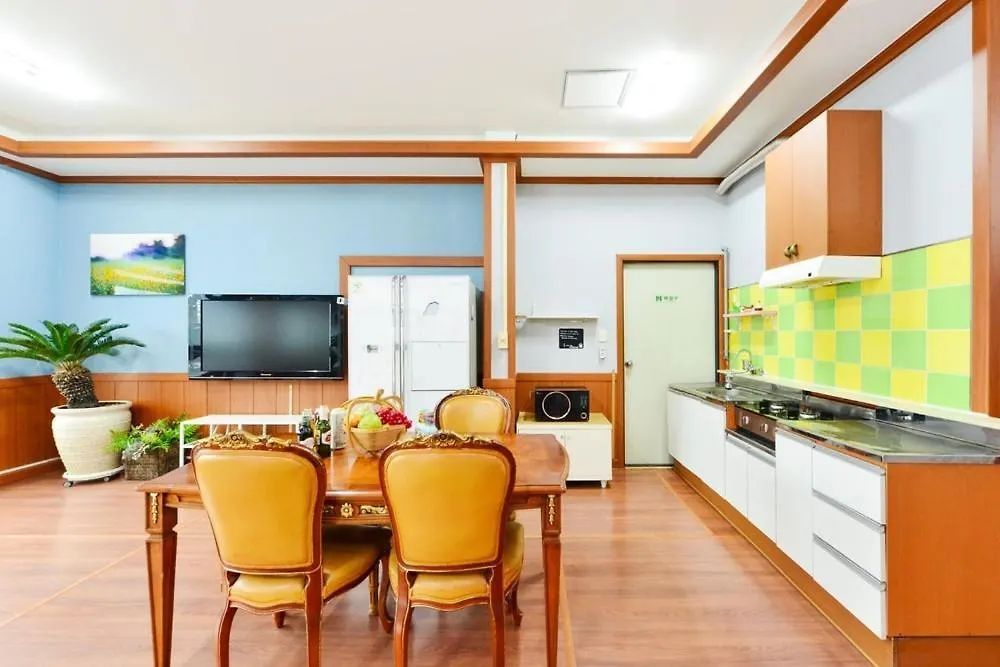 Wisma tamu Eden'S Gardens Pension Incheon