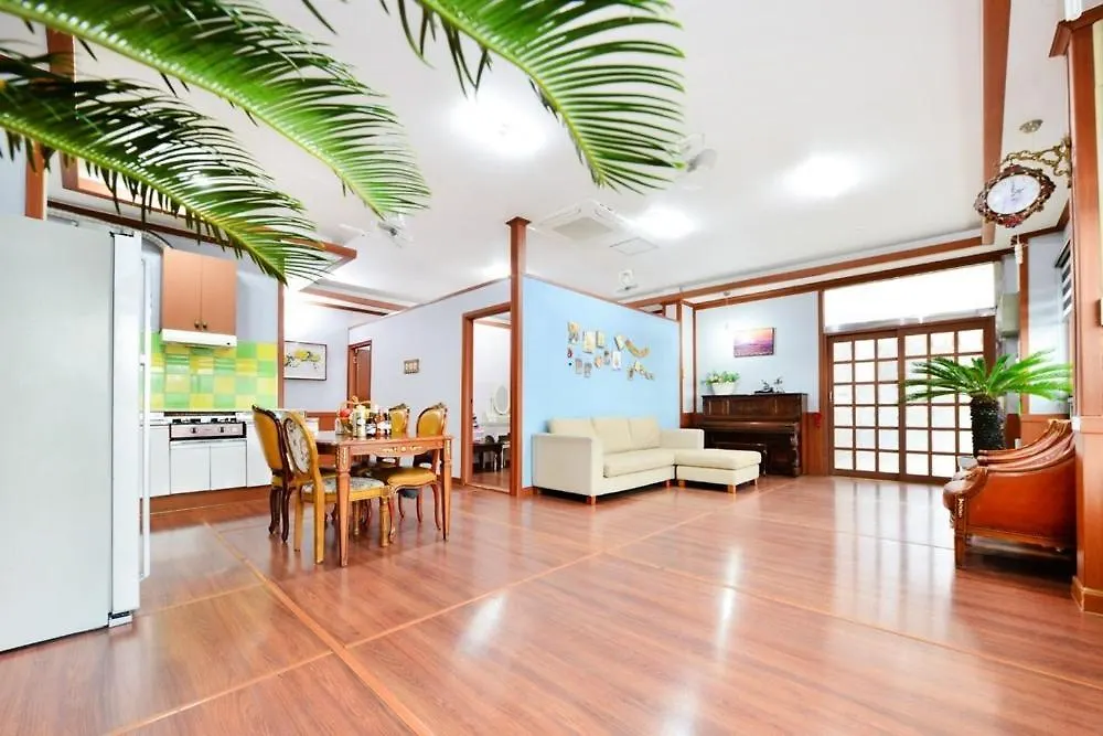 Wisma tamu Eden'S Gardens Pension Incheon
